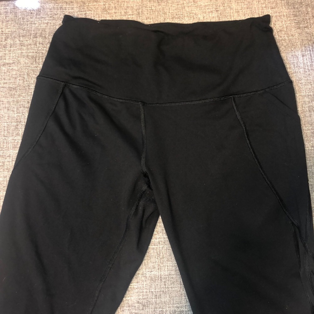 Victoria’s Secret Black knockout yoga pants